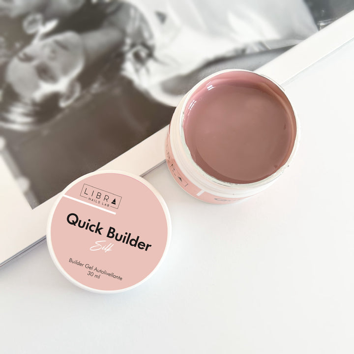 Quick Builder - Silk - Self Levelling Builder Gel - 30ml HEMA/TPO free