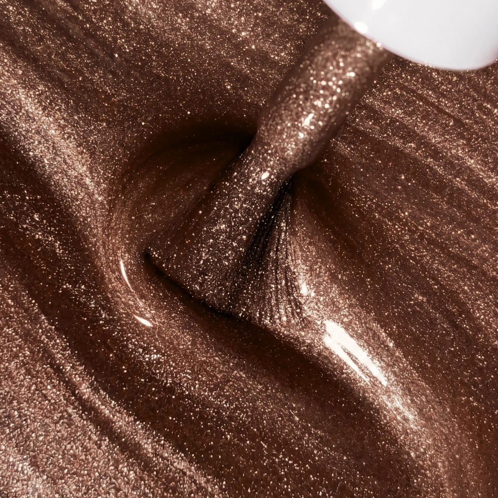 Tono marrón chocolate Brownie, esmalte Cat Eye de la colección Late October