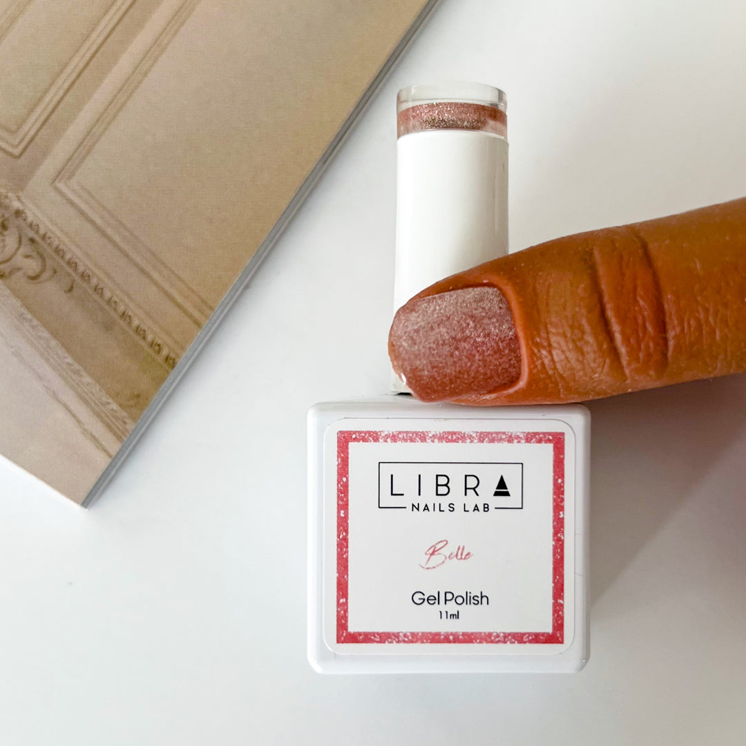 ''Belle'' - CAT EYE Gel Polish