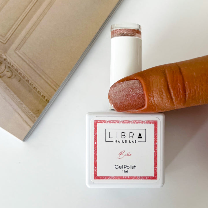 ''Belle'' - CAT EYE Gel Polish