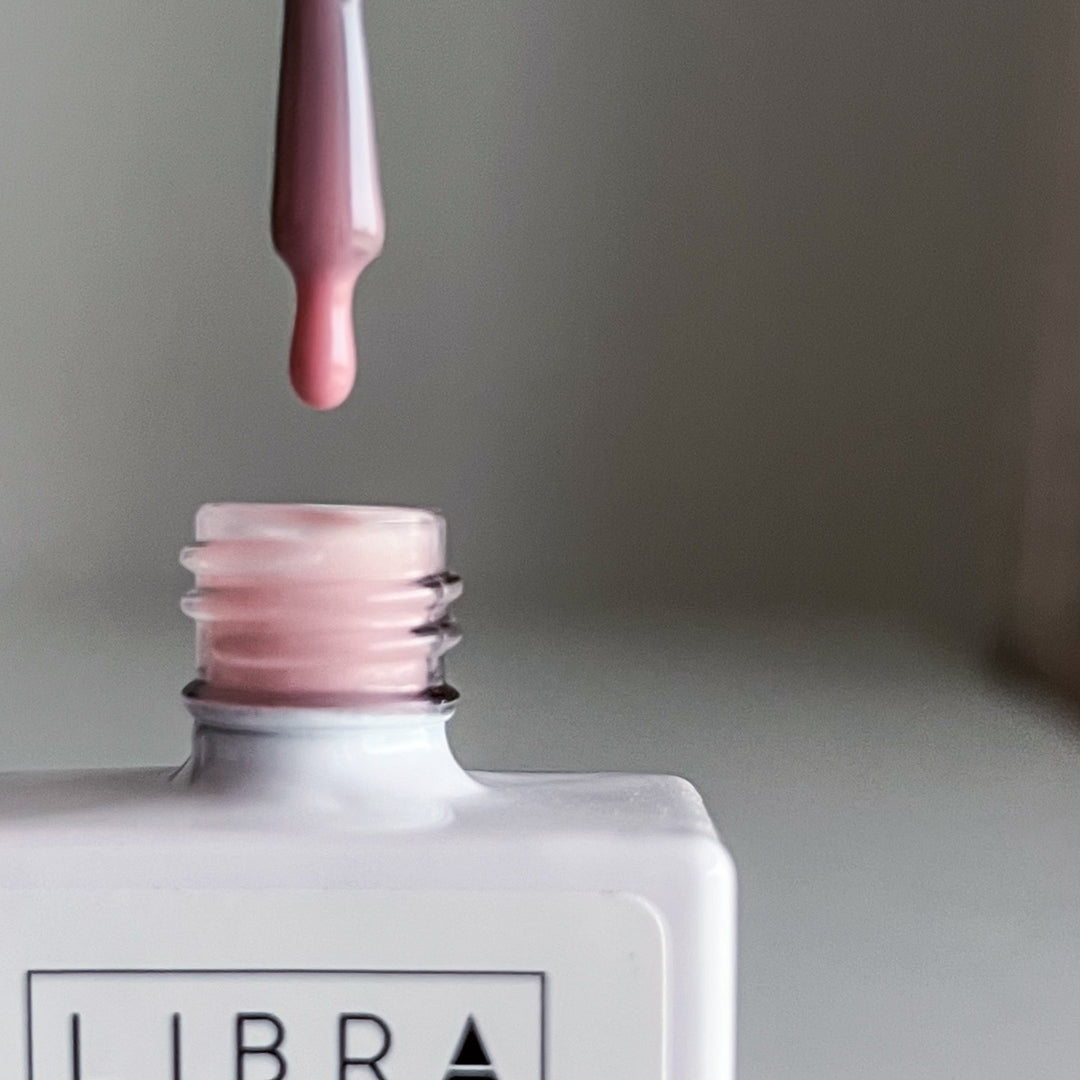 The Amazing Nude 07 - No Wipe glossy top coat HEMA/TPO free - 15ml