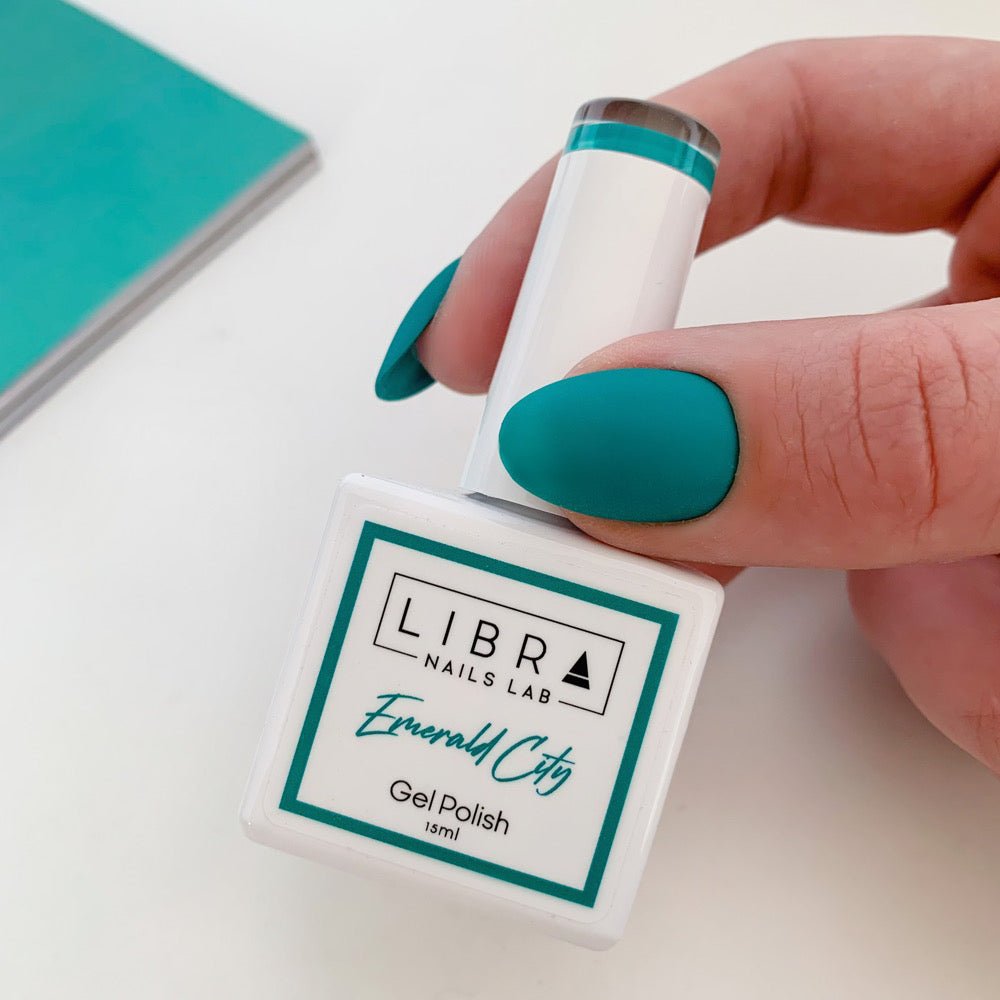 "Emerald City" - HEMA FREE Gel Polish 15ml - Elegance Beauty