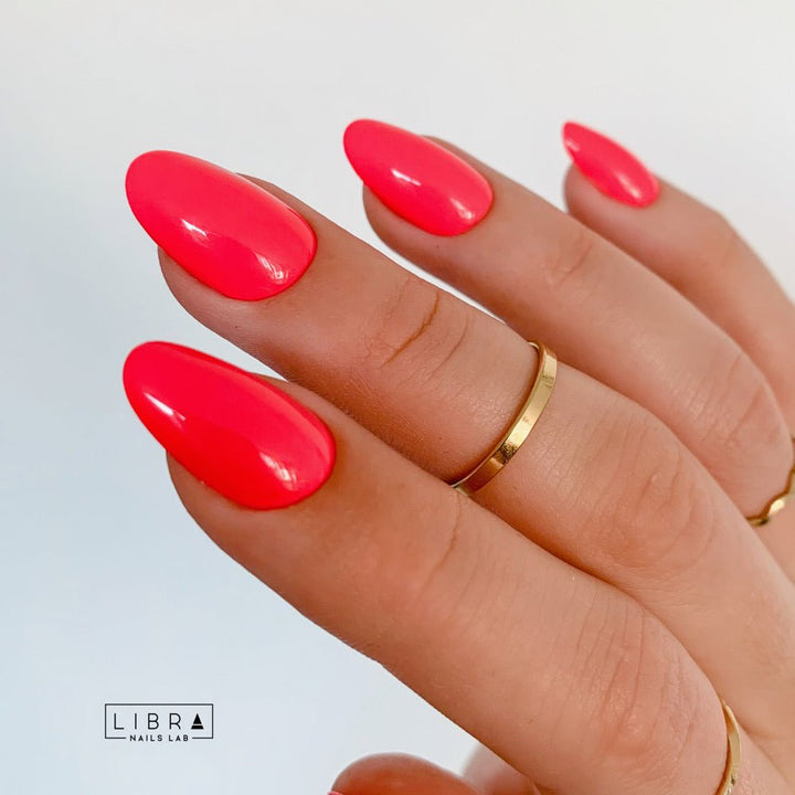 "Hot Mama" - HEMA FREE Gel Polish 15ml - Elegance Beauty