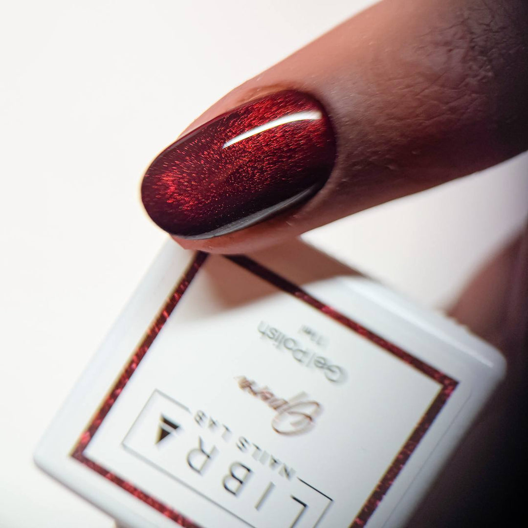 ''Opera'' - CAT EYE Gel Polish