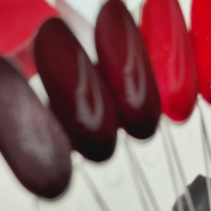 ''Temptation'' - CAT EYE Gel Polish